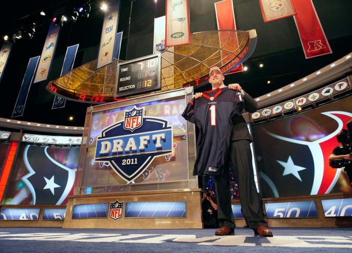2011-0428-JJ-Watt-NFL-Draft-opwm-40397.jpg